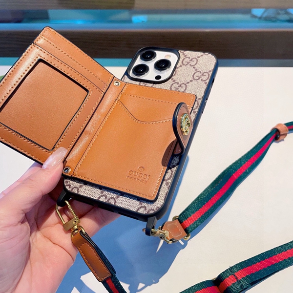 コピーブランド携帯ケース着用イメージ